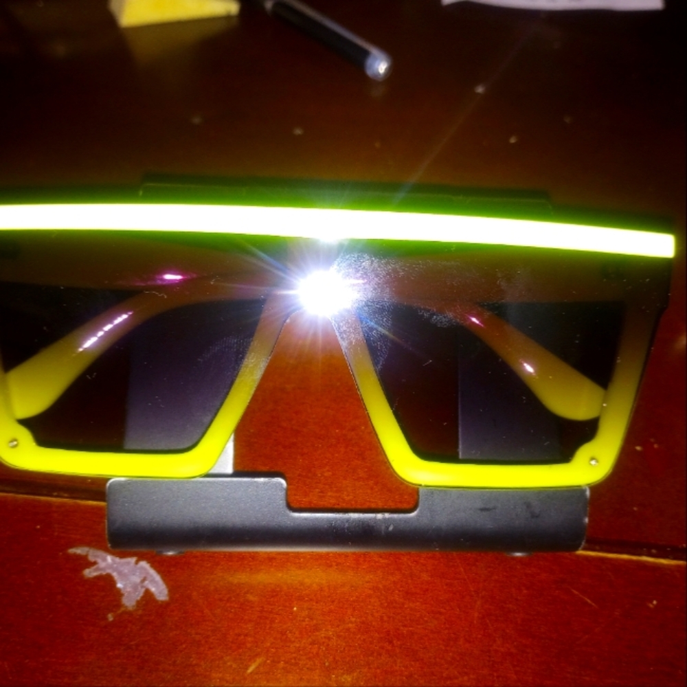 LADIES SUNGLASSES